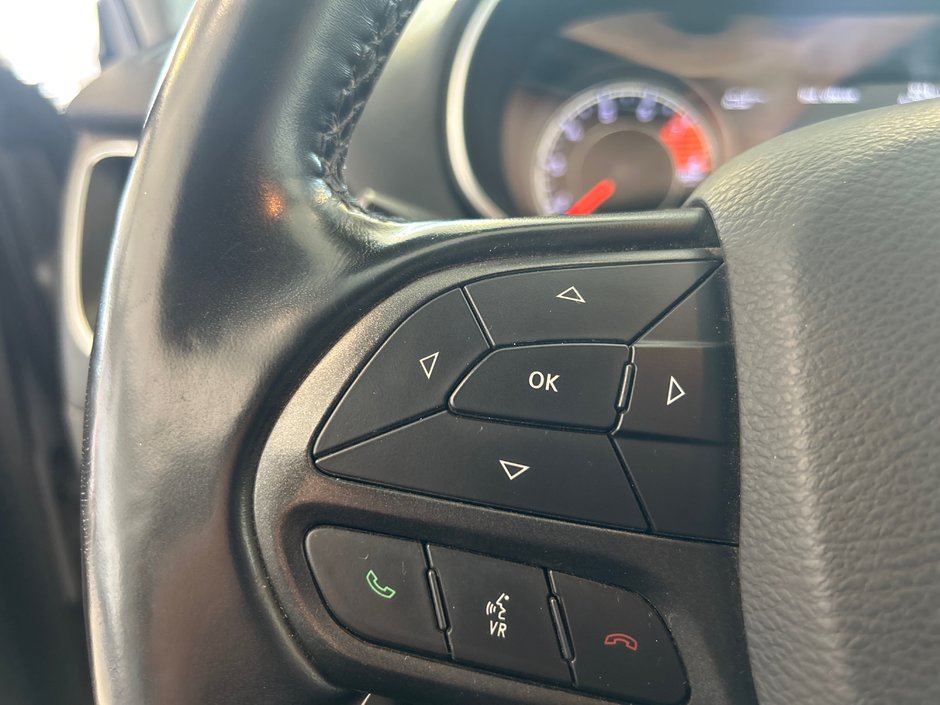 Jeep Cherokee Trailhawk 2020-29