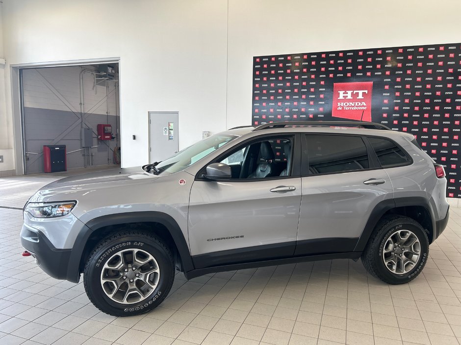 Jeep Cherokee Trailhawk 2020-1