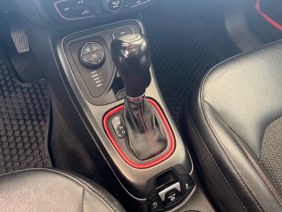 2019 Jeep Compass Trailhawk-17