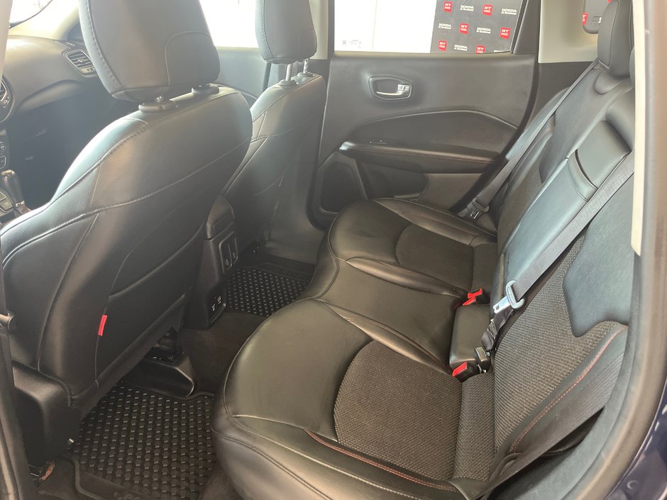 2019 Jeep Compass Trailhawk-10