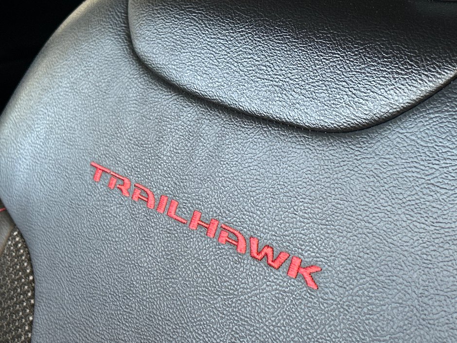 Jeep Compass Trailhawk 2021-18