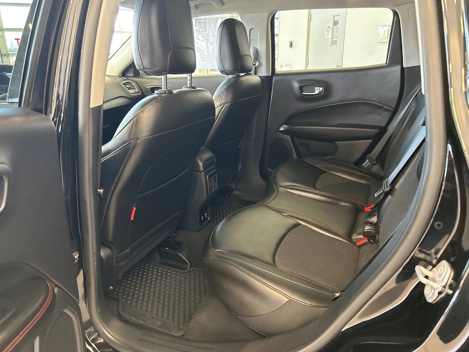 Jeep Compass Trailhawk 2021-8