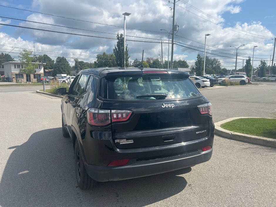 2022 Jeep Compass Sport-4