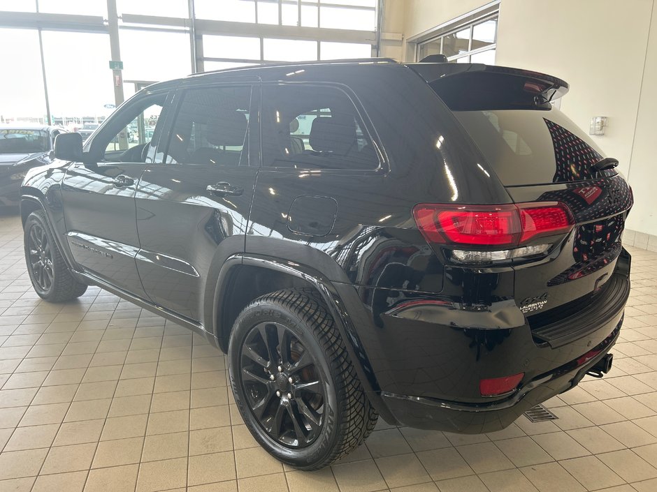 Jeep Grand Cherokee WK Altitude 2022-7