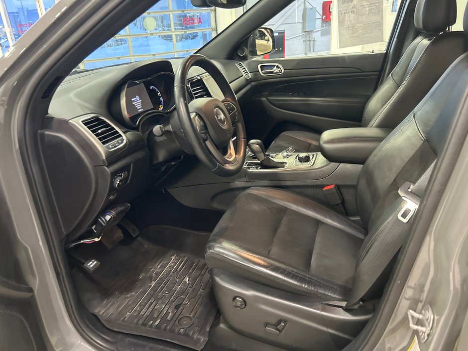 2019 Jeep Grand Cherokee Altitude-20