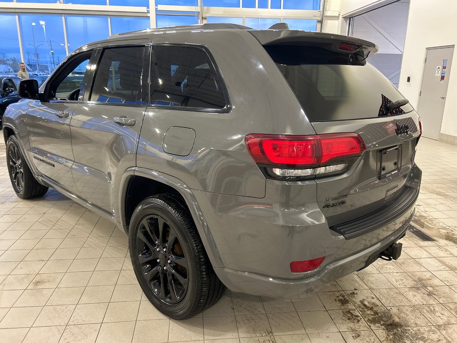 2019 Jeep Grand Cherokee Altitude-8