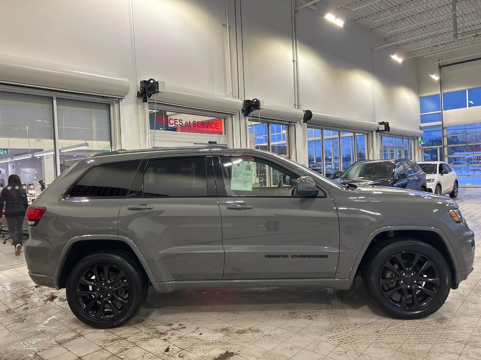 2019 Jeep Grand Cherokee Altitude-5