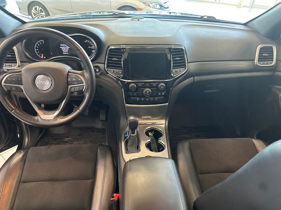 Jeep Grand Cherokee Altitude 2021-12