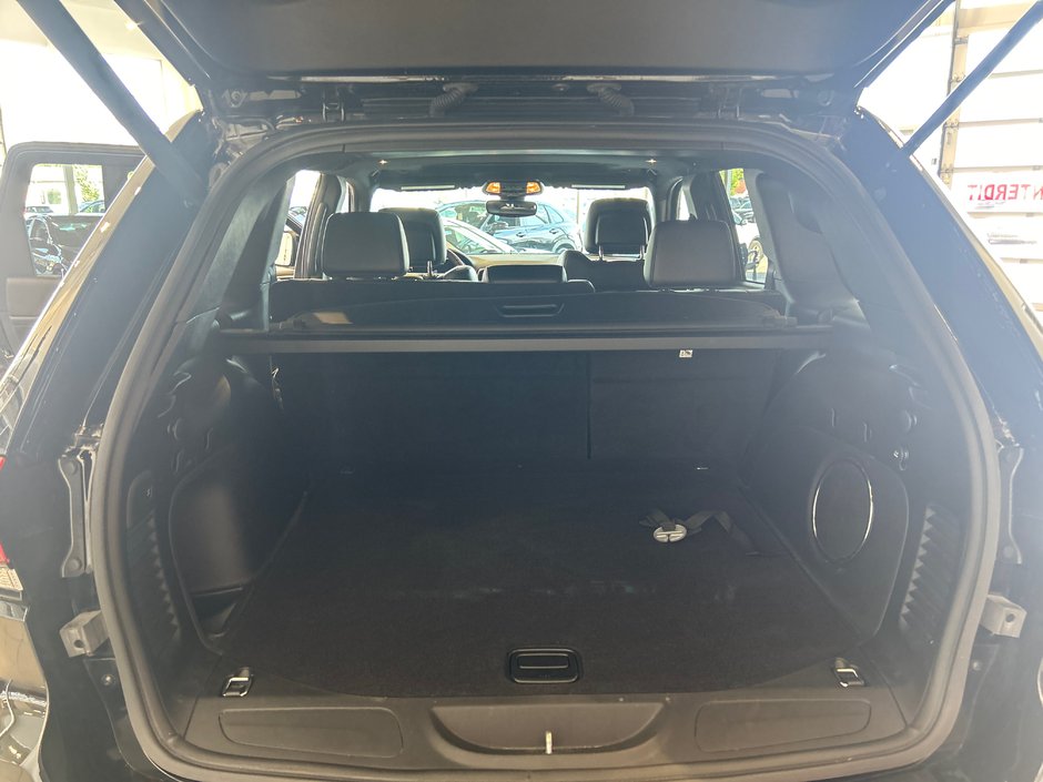 Jeep Grand Cherokee Altitude 2021-8