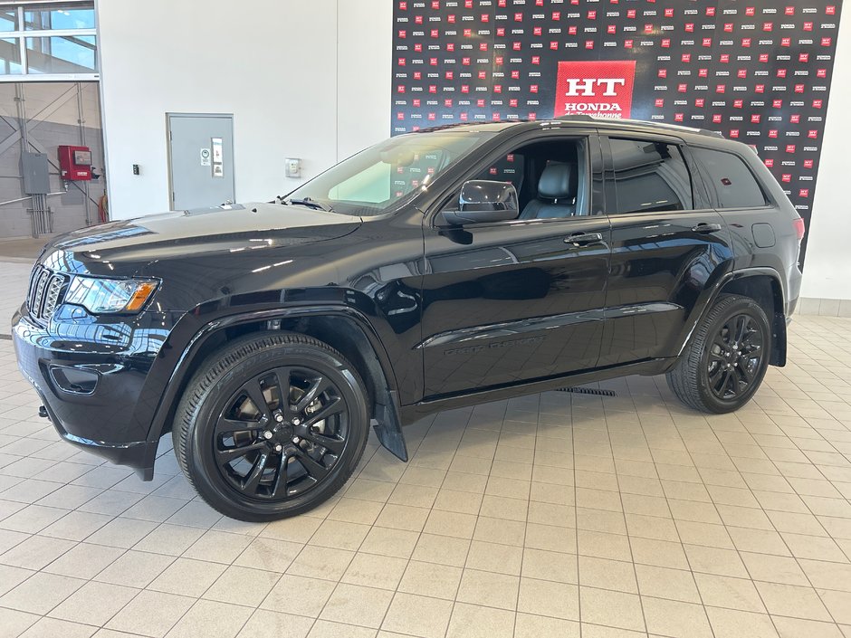 Jeep Grand Cherokee Altitude 2021-1