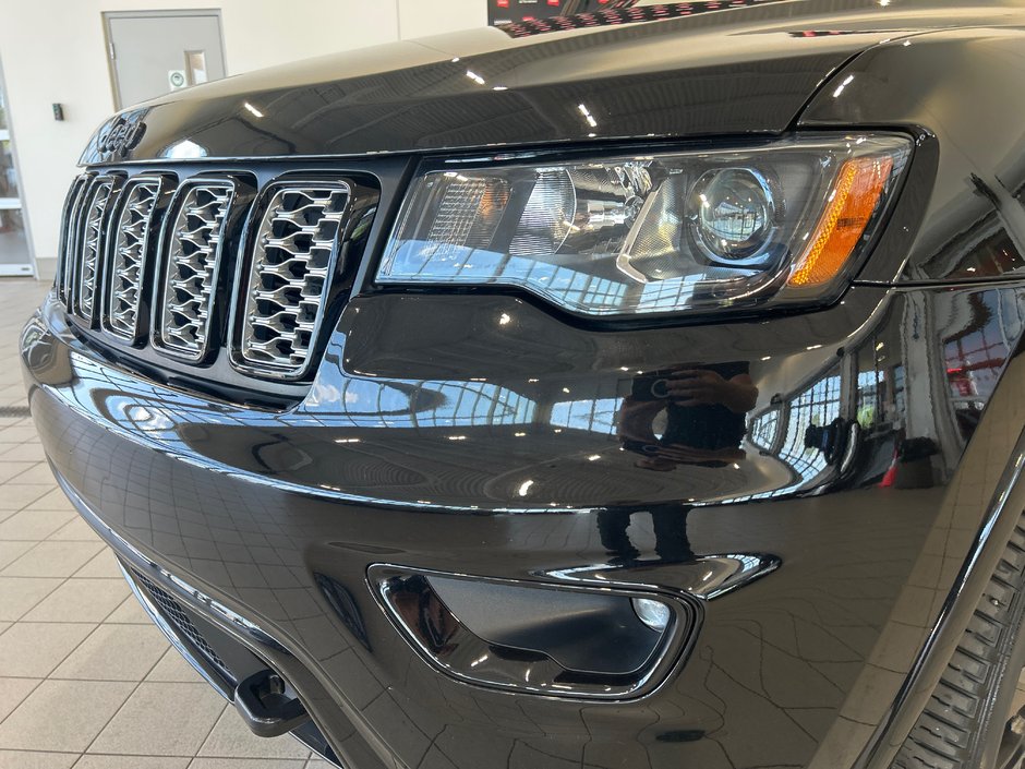 Jeep Grand Cherokee Altitude 2021-16