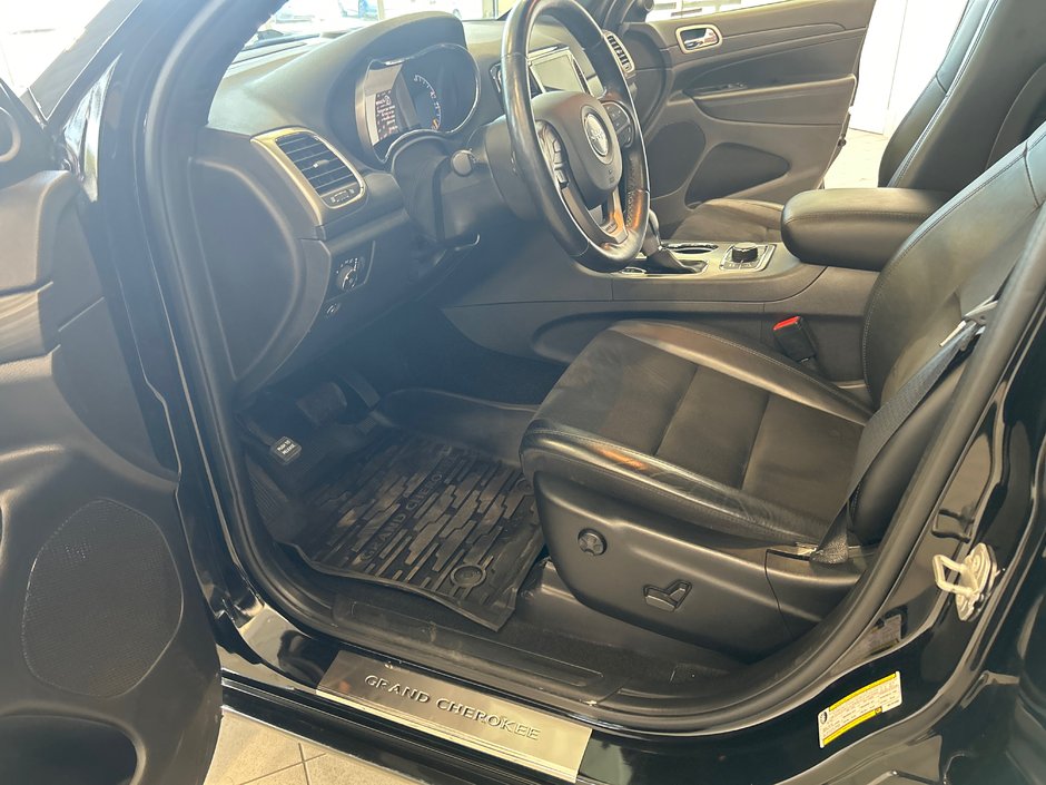 Jeep Grand Cherokee Altitude 2021-18