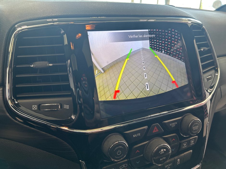 Jeep Grand Cherokee Altitude 2021-26