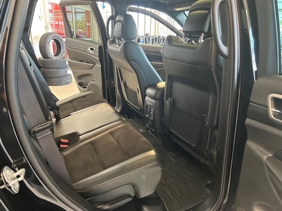 Jeep Grand Cherokee Altitude 2021-11