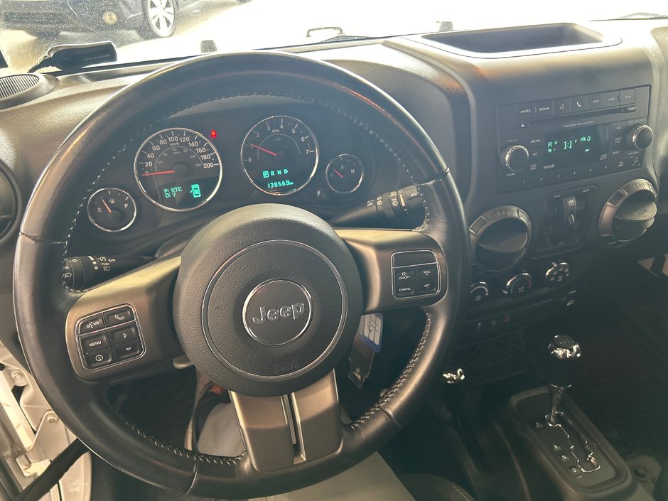2018 Jeep Wrangler JK Unlimited Golden Eagle-26