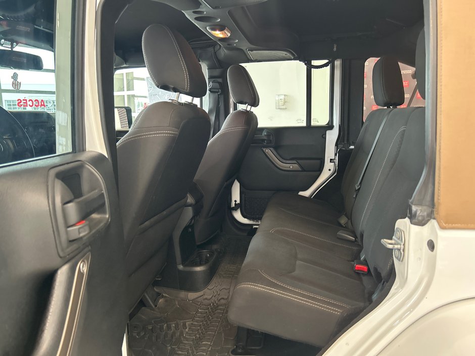 2018 Jeep Wrangler JK Unlimited Golden Eagle-10