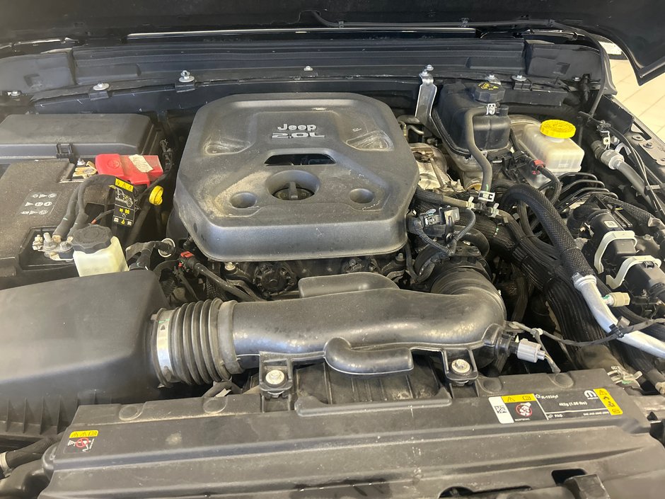 Jeep Wrangler Unlimited Sahara 2021-29