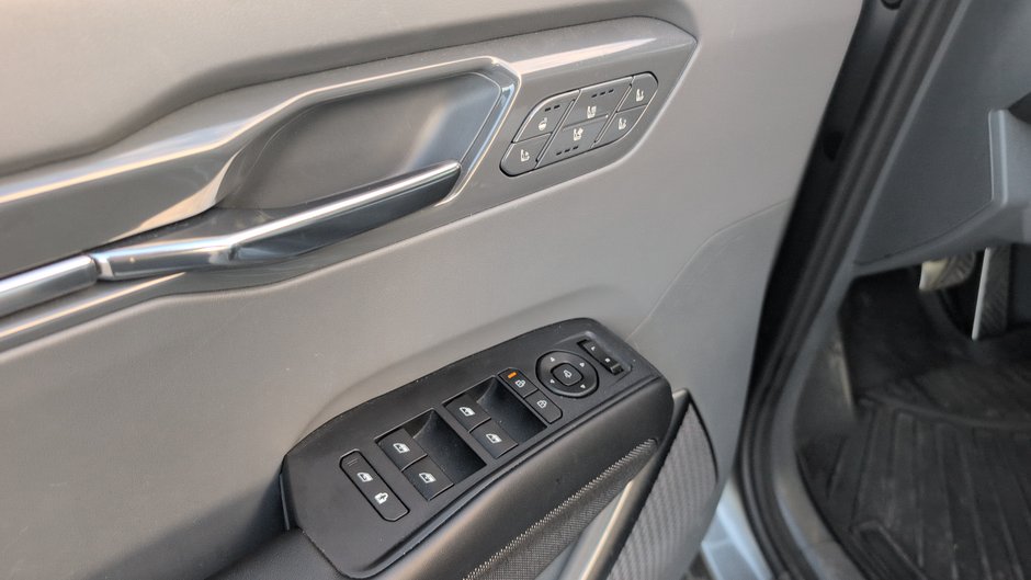 2024 Kia EV9 Land w/GT-Line Package-15
