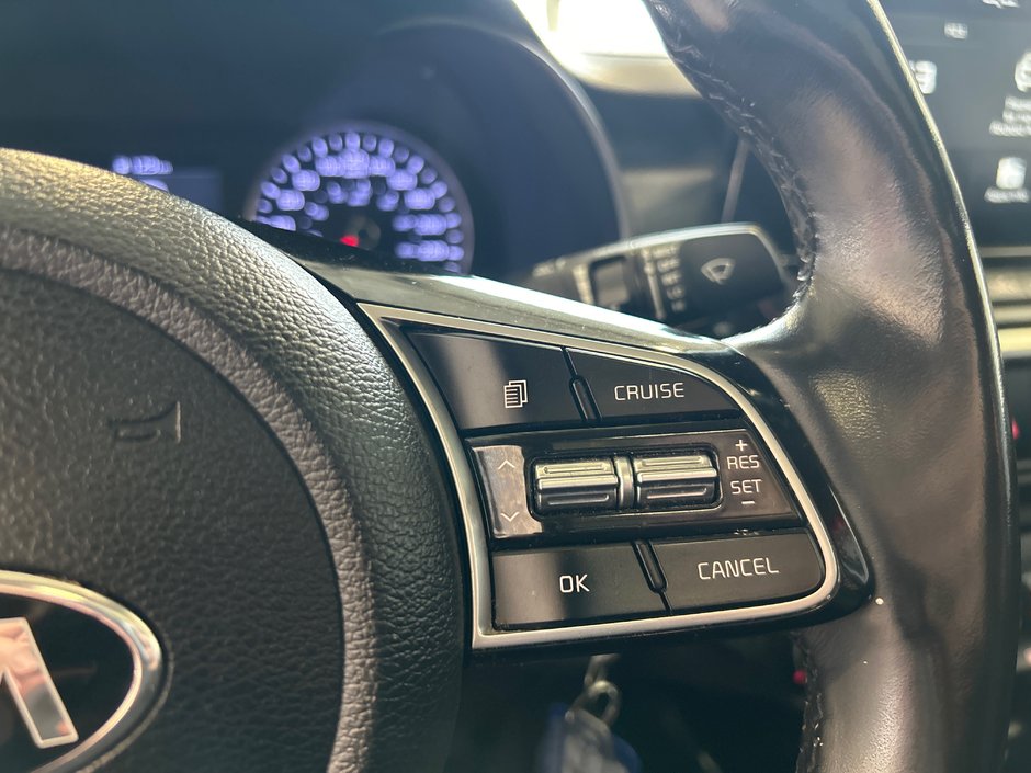 Kia Forte EX 2021-27
