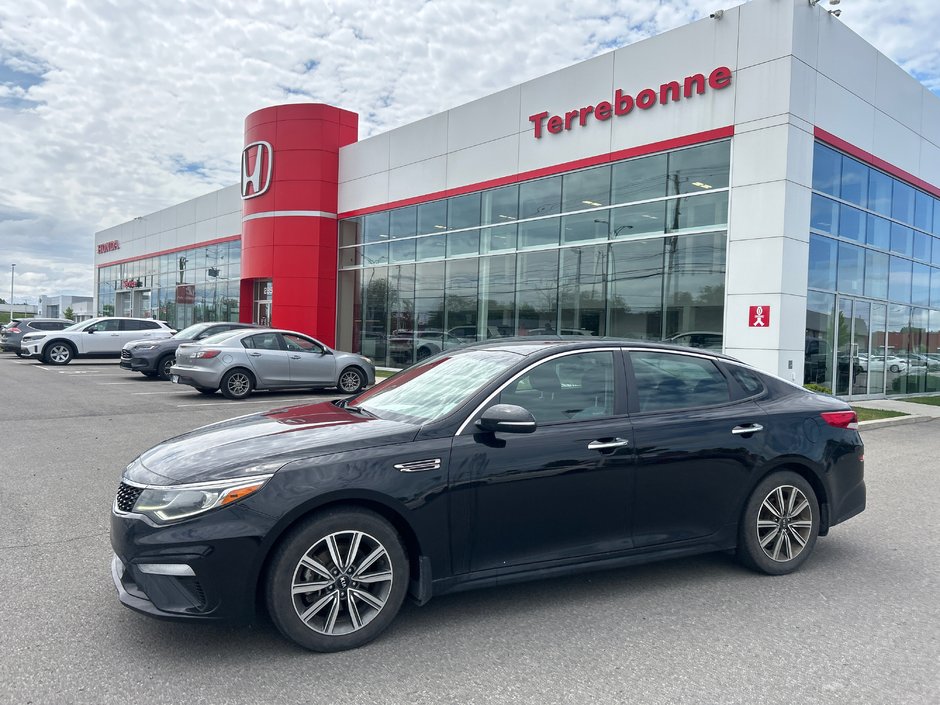 2019 Kia Optima LX +-0