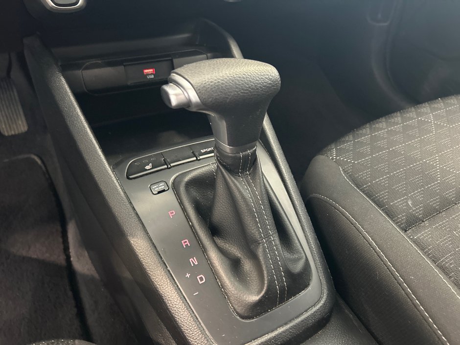 Kia Rio 5-door LX 2022-18