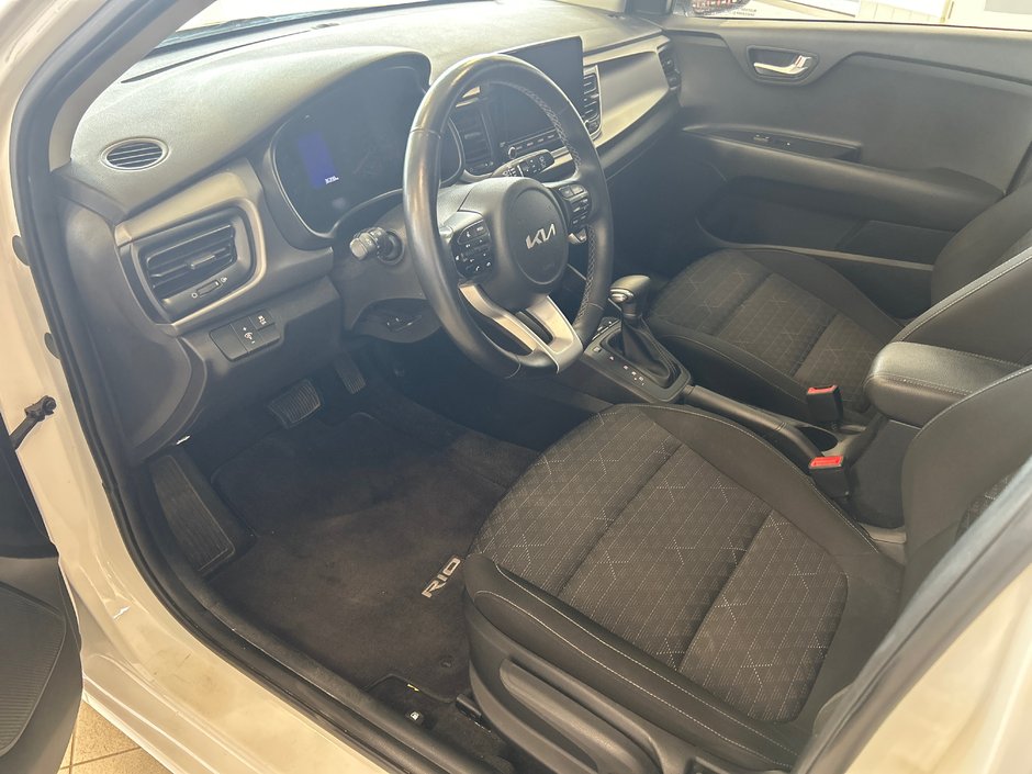 Kia Rio 5-door LX 2022-16