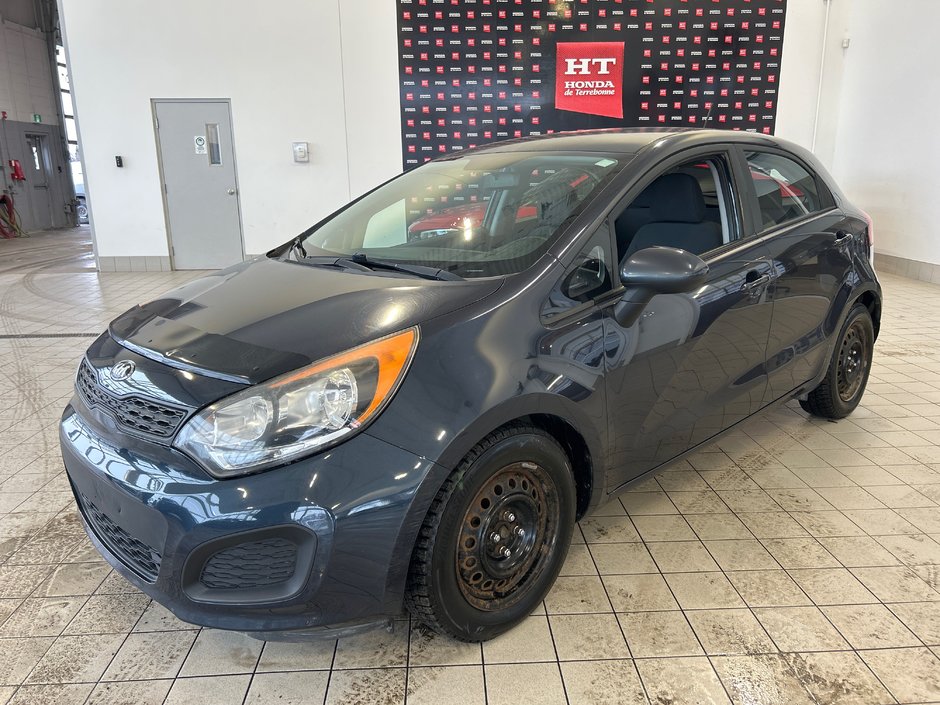 2015 Kia Rio LX-0