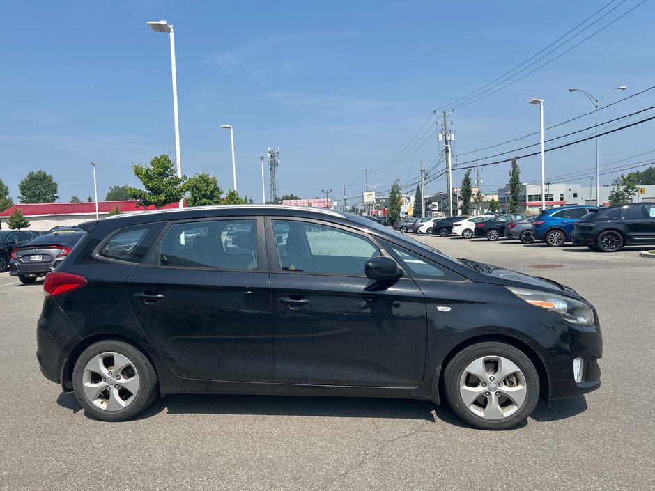 Kia Rondo LX 2015-5