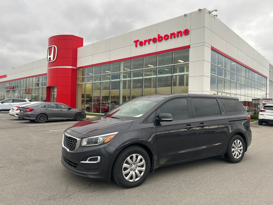 2019 Kia Sedona L-0
