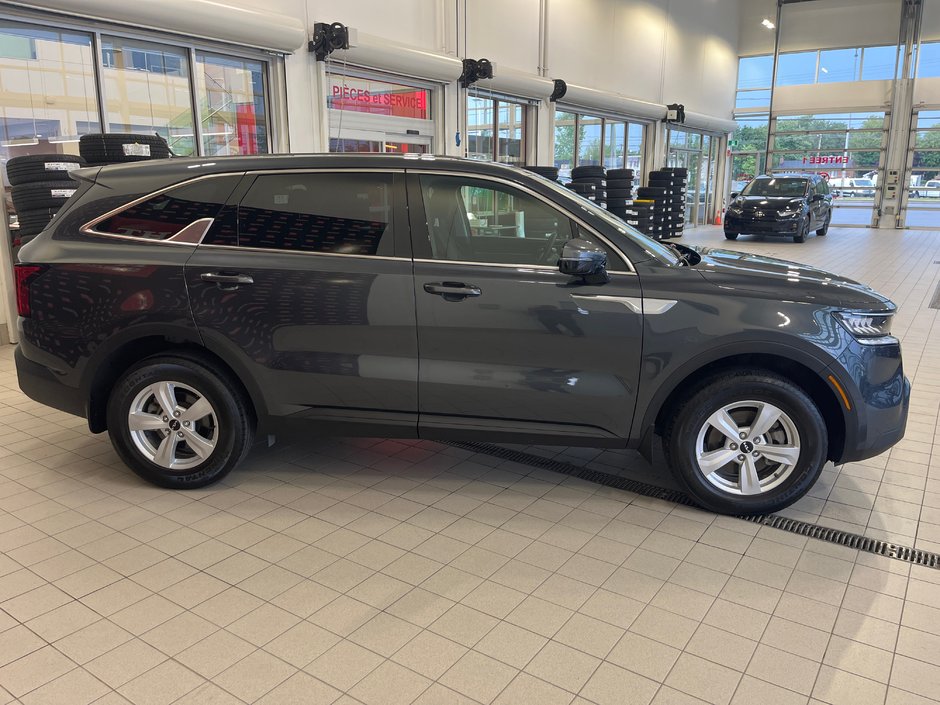 Kia Sorento LX+ 2023-4