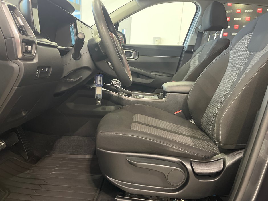 Kia Sorento LX+ 2023-15