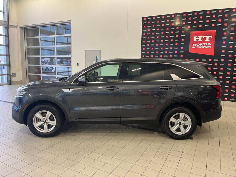 Kia Sorento LX+ 2023-9