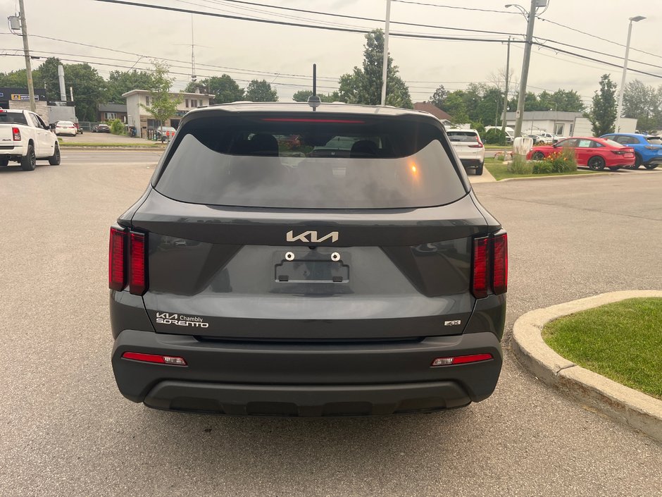 2023 Kia Sorento LX+-5