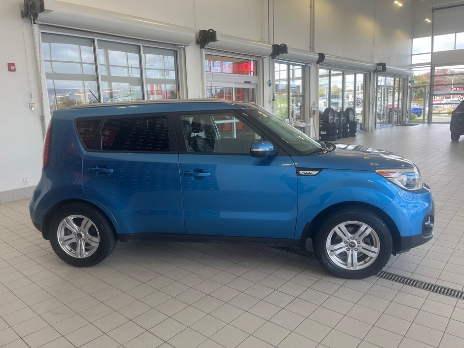 Kia Soul Premium 2018-3