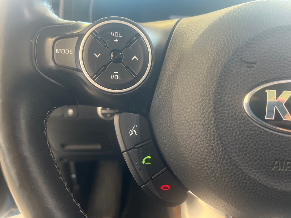 Kia Soul Premium 2018-18