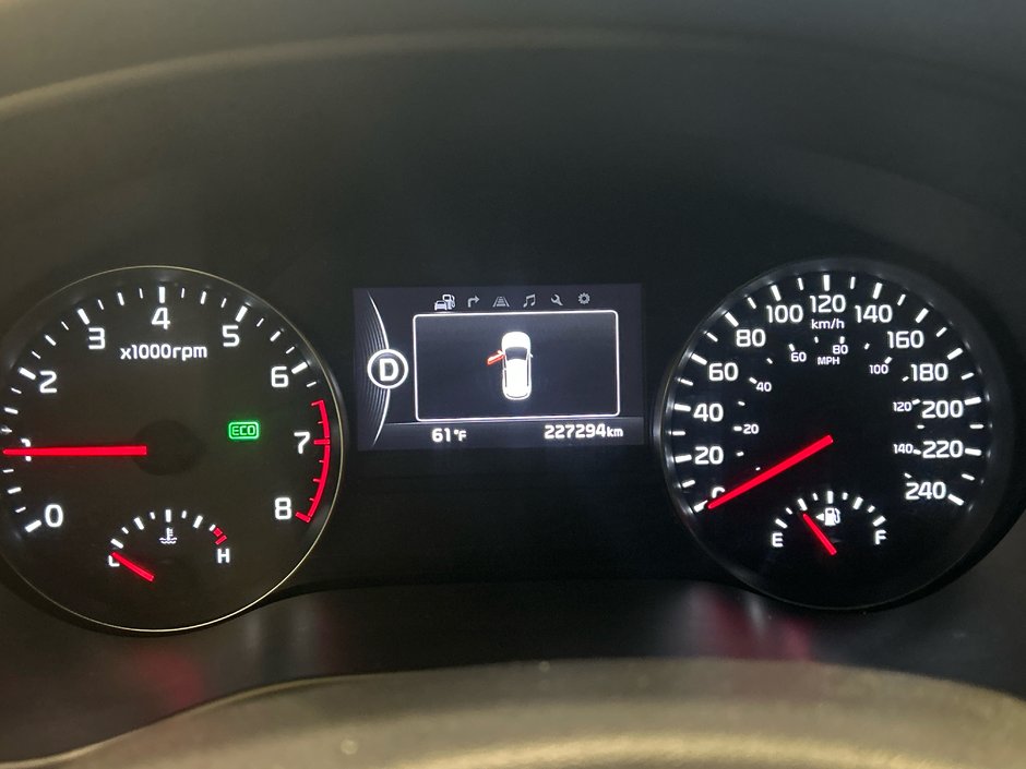 Kia Sportage EX 2018-27