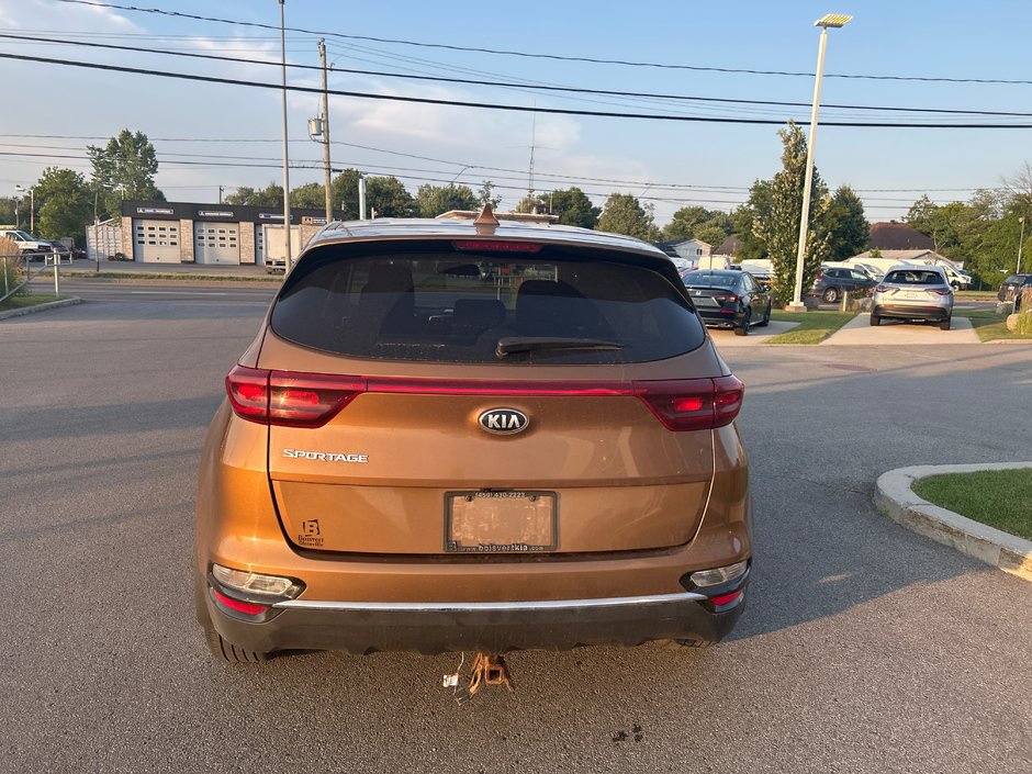 Kia Sportage LX 2020-8