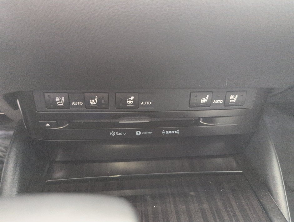 Lexus ES 300h 2019-21