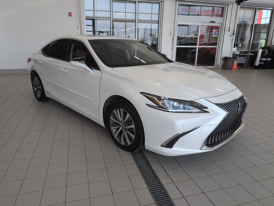 Lexus ES 300h 2019-2