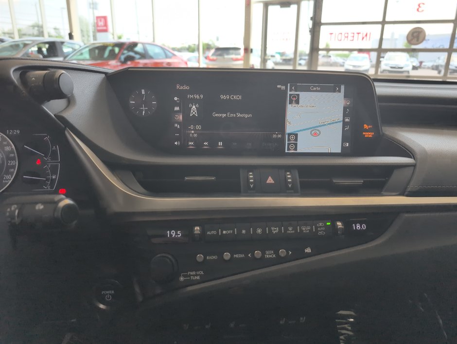 Lexus ES 300h 2019-20