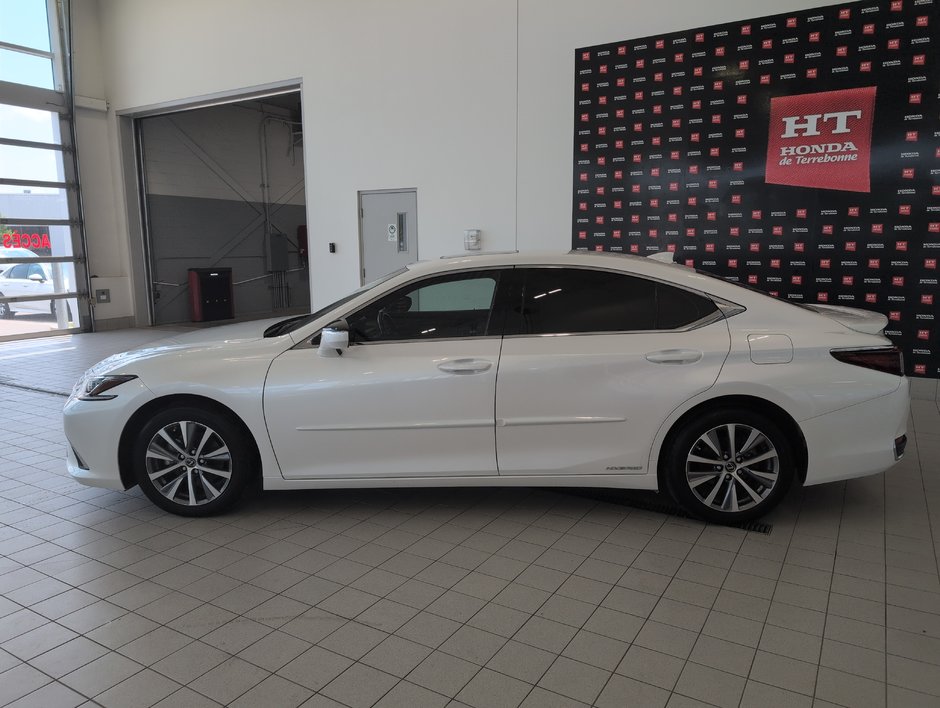 Lexus ES 300h 2019-7