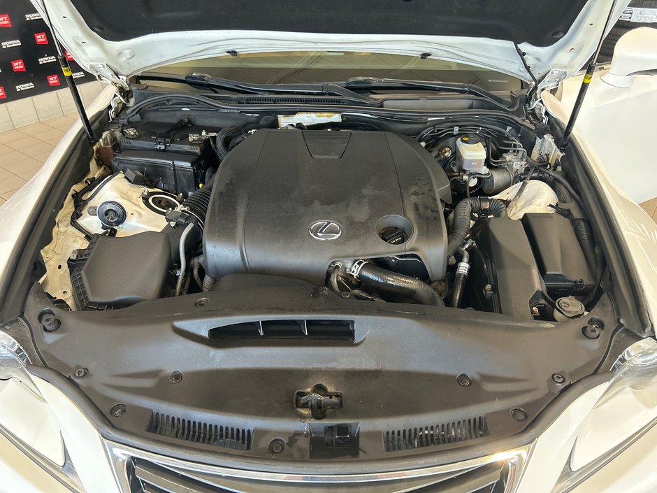 2014 Lexus IS 250-16