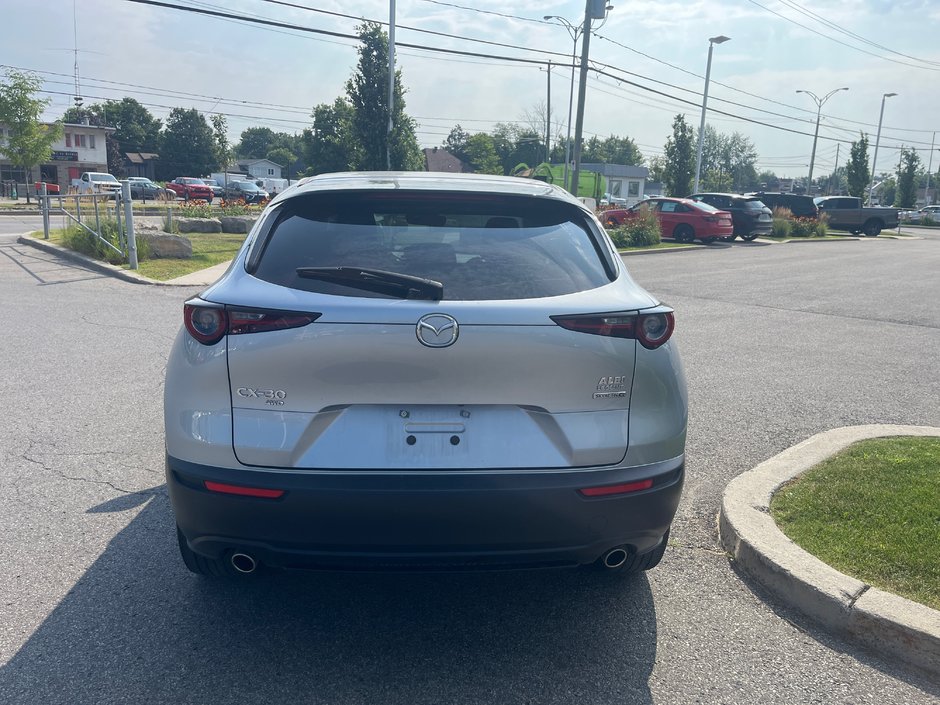 2022 Mazda CX-30 GS Luxury-9