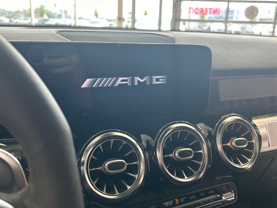 2021 Mercedes-Benz GLB AMG GLB 35-31