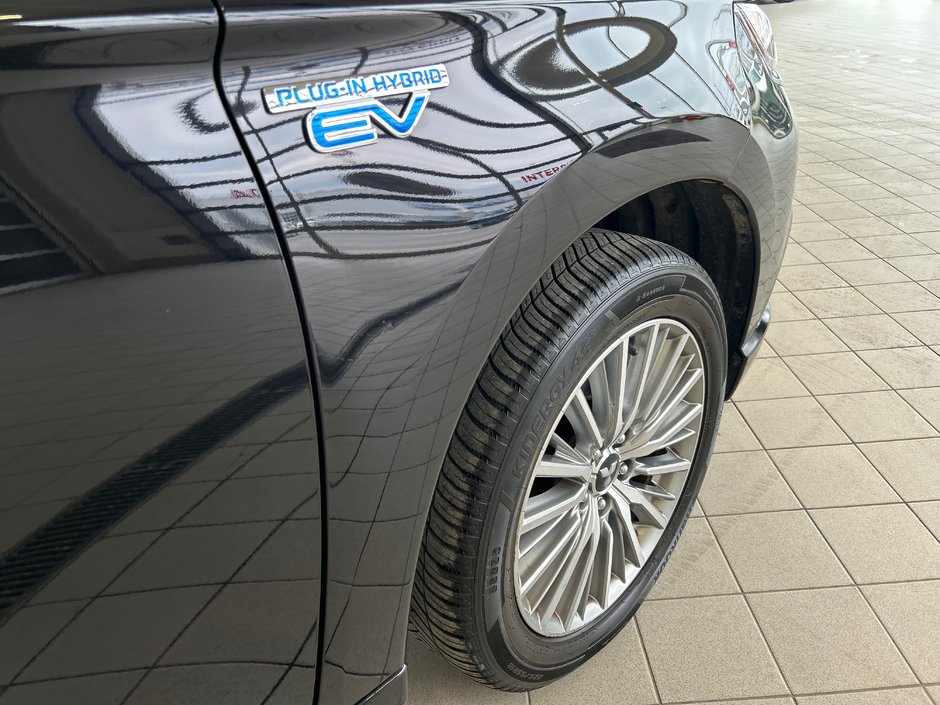2020 Mitsubishi Outlander PHEV SE-15