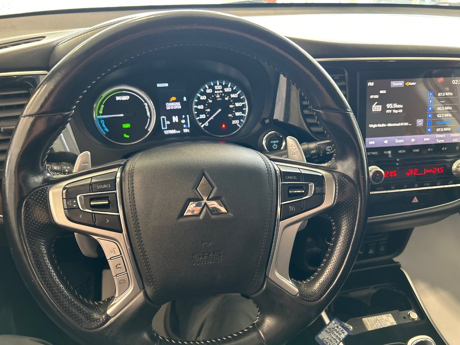 2020 Mitsubishi Outlander PHEV SE-26