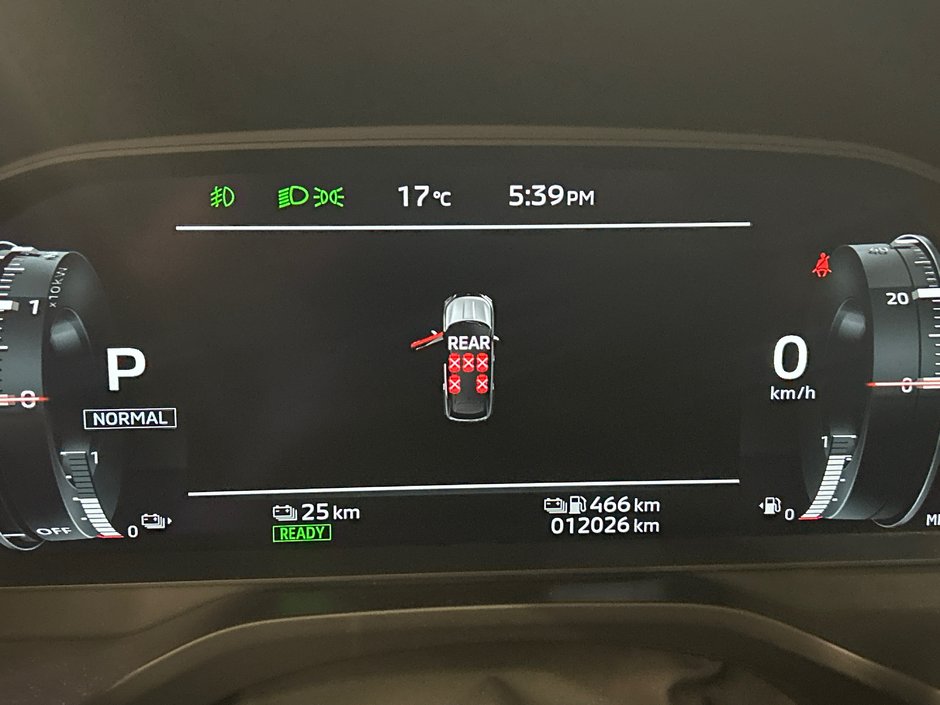 Mitsubishi Outlander Plug-In Hybrid SEL 2025-36