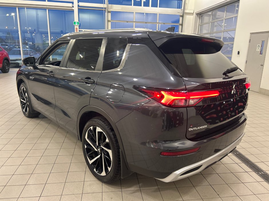 Mitsubishi Outlander Plug-In Hybrid SEL 2025-8