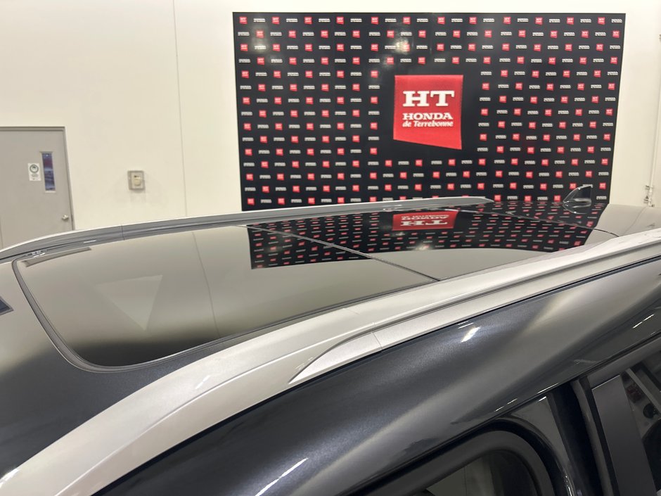 Mitsubishi Outlander Plug-In Hybrid SEL 2025-22