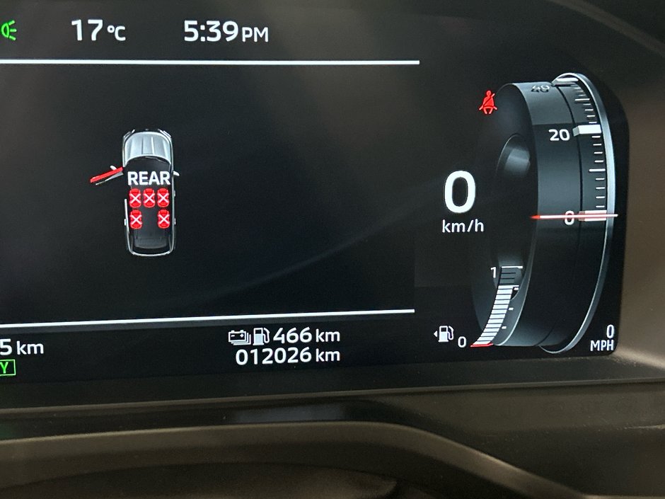 Mitsubishi Outlander Plug-In Hybrid SEL 2025-37